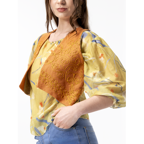 Gilet court brodé orange Erneste