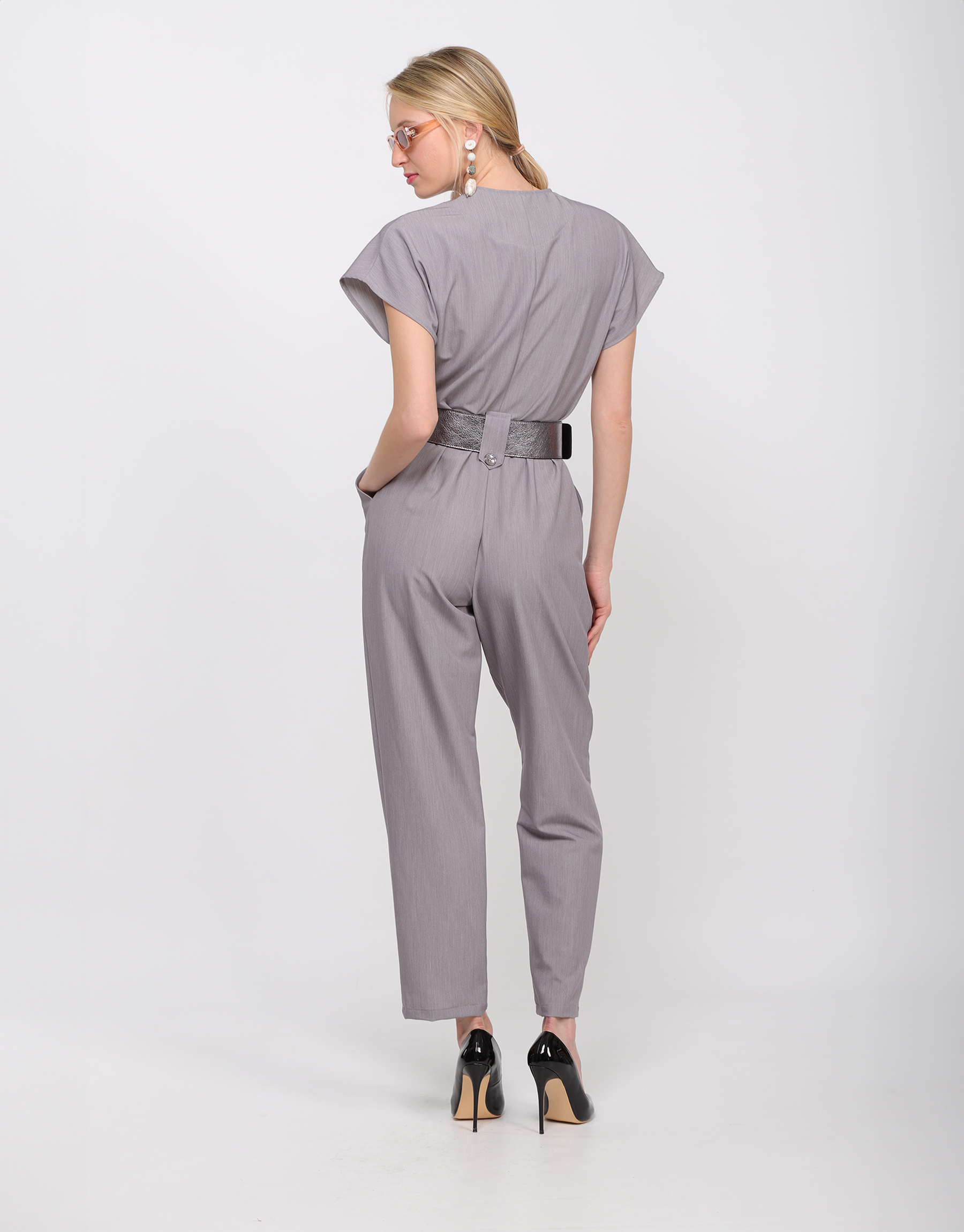 Short-sleeved jumpsuit in pearl grey cotton and viscose