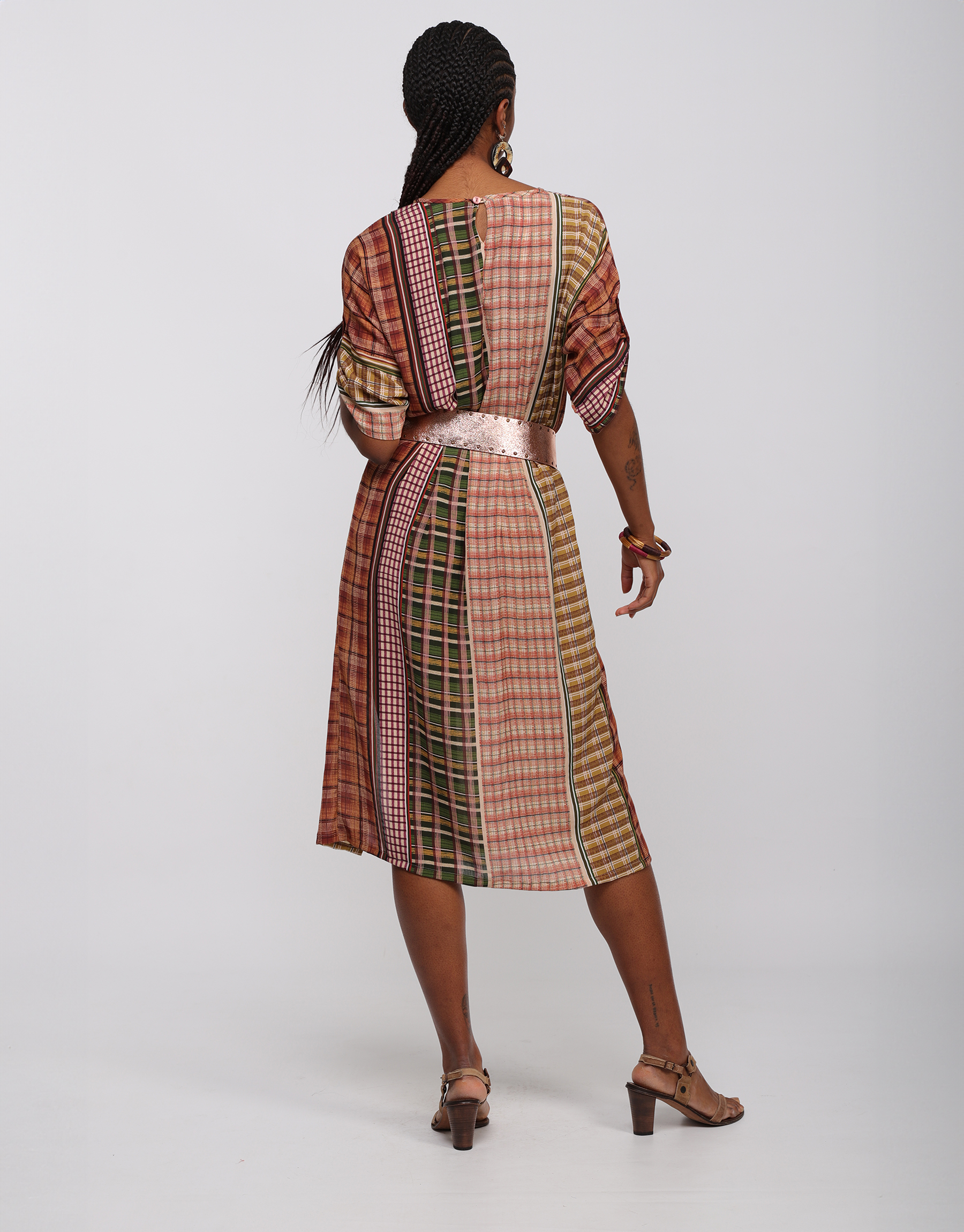 Flowing straight dress in patchwork madras printed viscose in spice tones