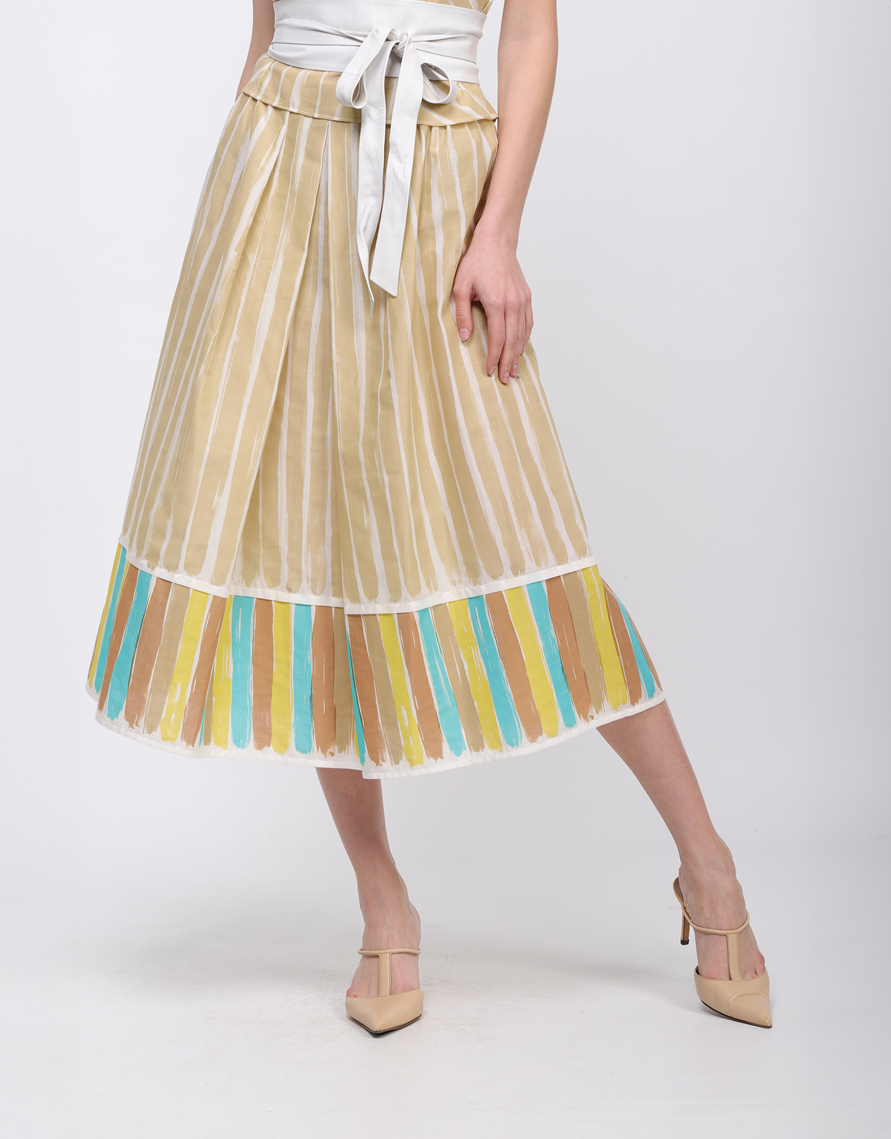 Long pleated skirt in beige and turquoise printed white cotton canvas